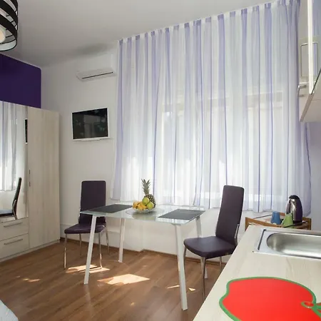 Lavanda Apartment *