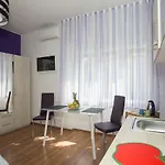 Lavanda Apartamento *